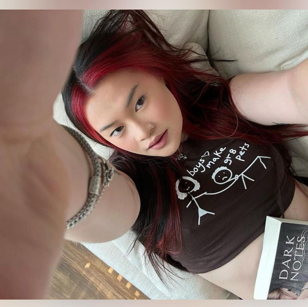 Boys Make Great Pets Baby Tee | Black Crop Top